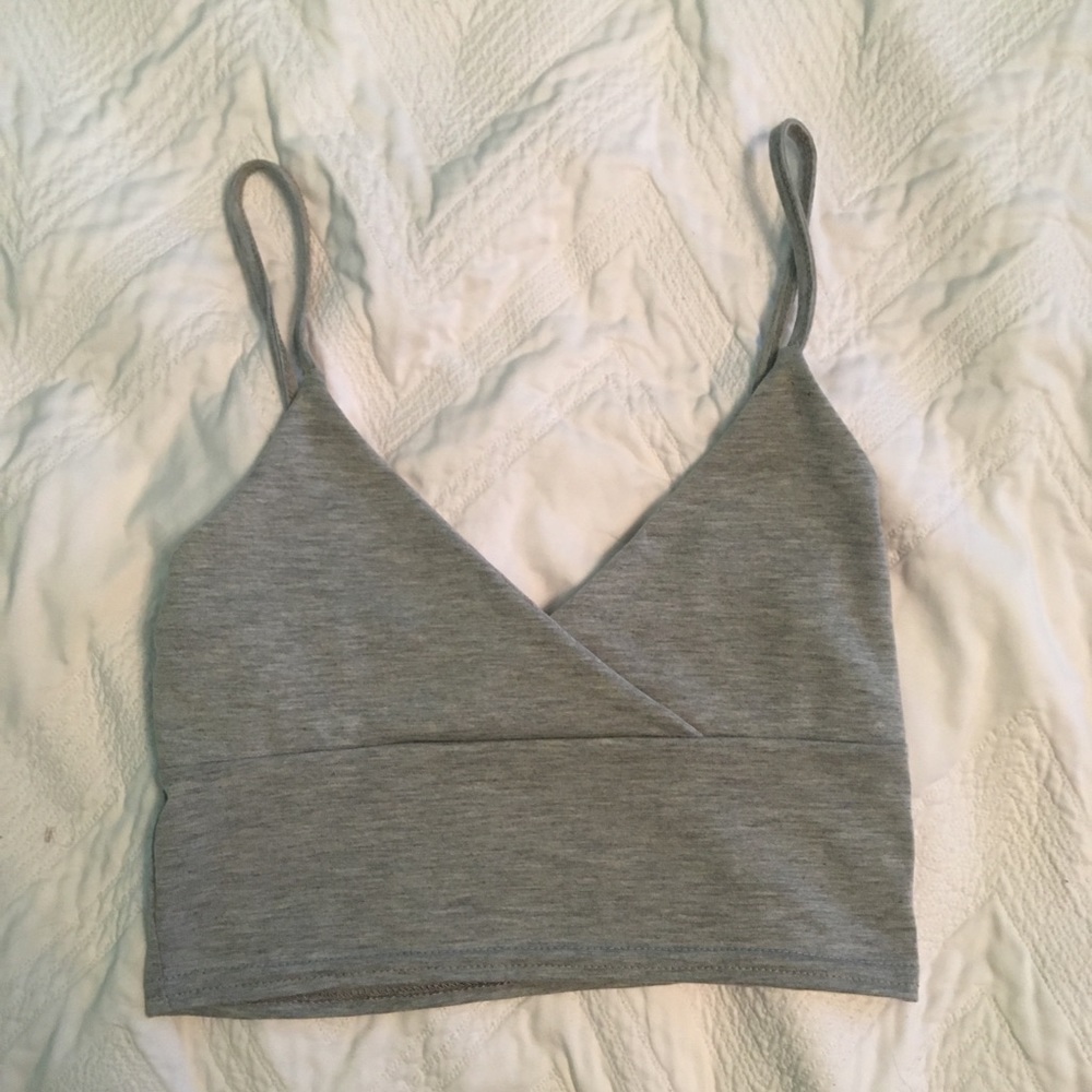 NWOT PLT gray crop top
